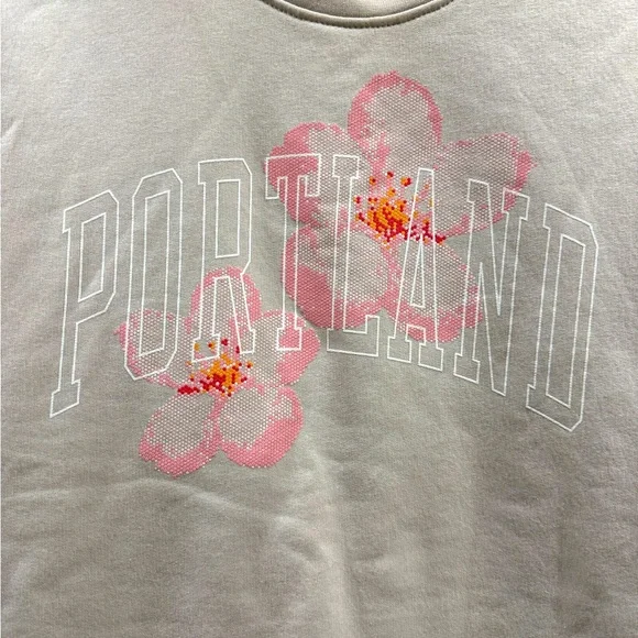 Portland sweatshirt in EUC - Picture 4 of 4